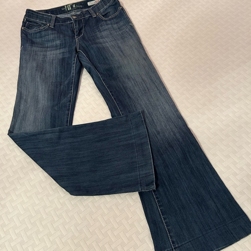 It! Women's Flare Jeans